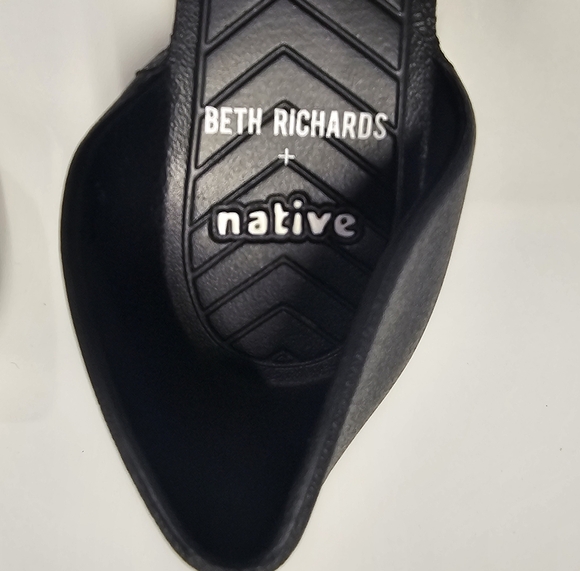 Native Beth Richard Black D'orsay Bow Pointed Toe Shoe 6 - Picture 9 of 9